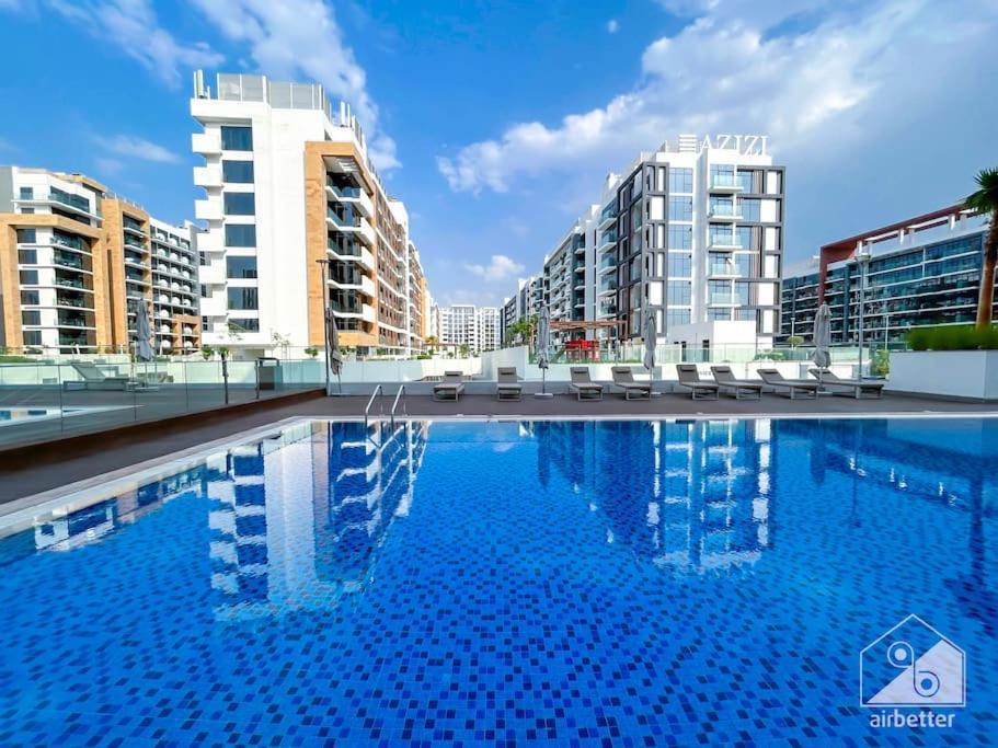 Elegant Meydan Studio With Balcony Views Apartman Dubaj Kültér fotó